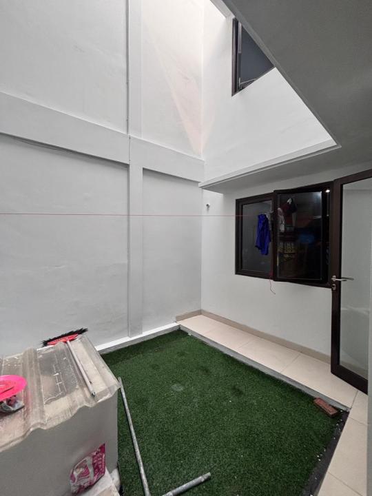 Disewakan Rumah Rumah 2 Lantai