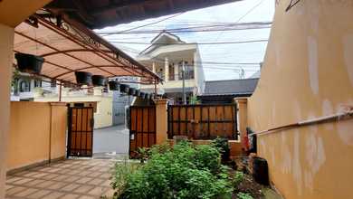 Rumah Unfurnished Bagus di Tebet