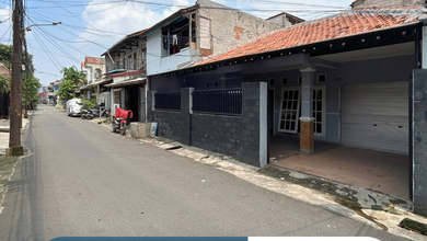 Rumah Butuh Minim Renovasi Unfurnished Pengadegan, Jakarta Selatan