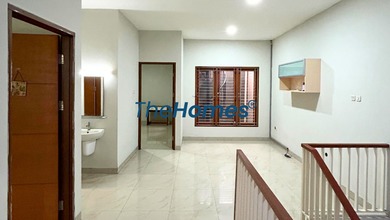 Rumah Bagus Dalam Komplek Di Tebet