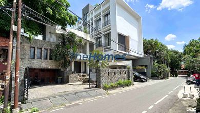 Rumah Bagus Minim Renovasi Di Benhil Nego Sampai Deal