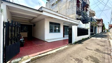 Rumah Premium di Tebet, Jakarta Selatan, LT 130 m2