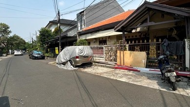 Best Location Tebet Barat, Rumah Hitung Tanah Akses 3 Mobil