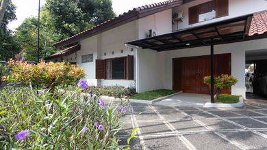 Jual Rumah Baru area Kebayoran Baru, Jakarta Selatan LT 690 m2