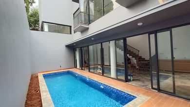 Taman Wijaya Kusuma, Modern Minimalist House At Cilandak