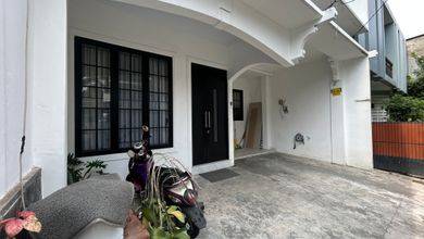 Jual Rumah Cantik LT 150 m2 di Bendungan Hilir, Jakarta Pusat