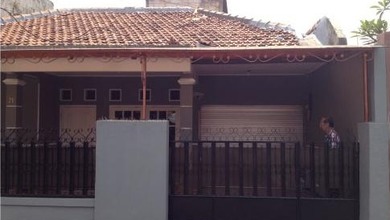 Rumah Siap Huni di Pengadegan Pancoran, Akses Jalan 2 Mobil