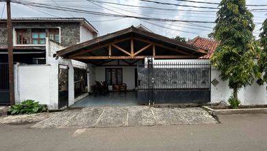 Jual Rumah Mewah LT 275 m2 di Kalibata, Jakarta Selatan