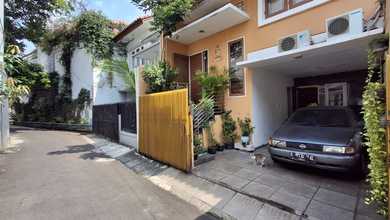 TERMURAHH!!! Rumah Siap Huni Di Tebet Barat Cukup Jalan Kaki Ke Ecopark