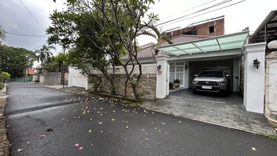 Rumah Siap Huni di Dalam Komplek Tebet Barat, Akses Lebar, One Gate System, Security 24 Jam