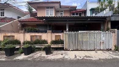 Rumah Elit LT 237 m2, di Tebet, Jakarta Selatan