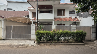 Rumah Siap Huni di Tebet Barat Akses Jalan 3 Mobil