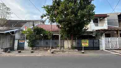 Rumah di Tebet Timur Akses Jalan 3 Mobil, Lokasi Strategis