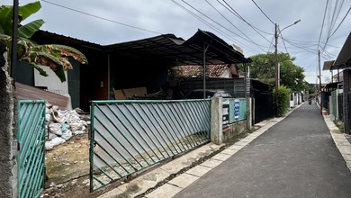Rumah Hitung Tanah di Guntur, Lokasi Tengah Kota Jakarta, Dekat Rasuna Said dan Sudirman