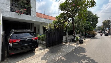 Rumah Tinggal di Tebet Barat, Akses Jln 3 Mobil, Dibelakang Ada Kos 10 Kamar Tidur