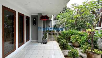 Rumah Tinggal di Tebet Barat, Akses Jln 3 Mobil, Dibelakang Ada Kos 10 Kamar Tidur