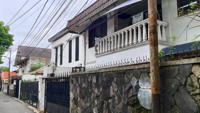 Rumah di Tebet Lebar 9 Mtr, Sudah Ada Utk Charge Mobil Listrik 7700 W