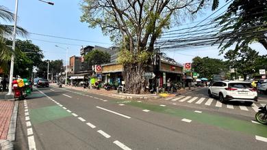 Tebet Raya, Harga di Bawah Njop, Rumah Utk Usaha di Area Komersial, Trafic Ramai