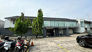 Gedung 2 Lantai Harga Dibawah Njop di Buncit Raya, Mampang Prapatan, Akses Jalan Lebar