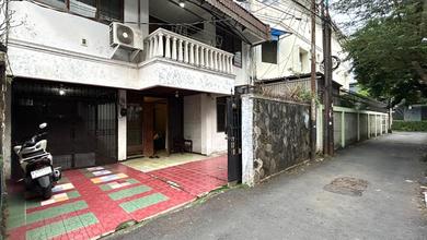 Rumah Siap Huni di Tebet Lebar 9 Mtr, Sudah Ada Utk Charge Mobil Listrik 7700 W