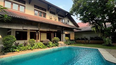 Rumah di Benda Raya Kemang