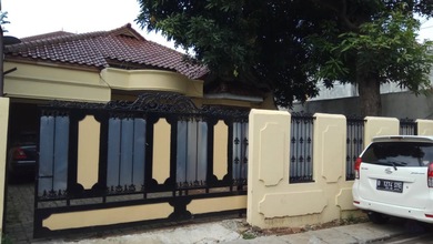 Rumah di setiabudi menteng atas selatan akses 2 mobil