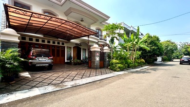 Rumah di Komplek Jepang Tebet Barat