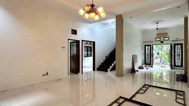 Rumah di Dalam Komplek Tebet Mas, Ada Kost Nya