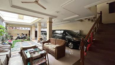 Rumah di Tebet Dalam, Akses Jalan 1 Mobil