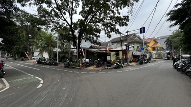 rumah di tebet raya zona komersial K3, dekat stasiun tebet, cocok untuk ruko usaha kantor