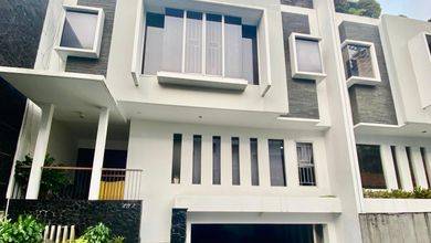 Rumah Premium Luas 200 Jual area Kebayoran Baru, Jakarta Selatan