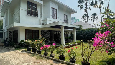 Rumah di Taman Amir Hamzah Menteng Pegangsaan Tambak