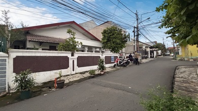 rumah di kalibata  dibawah njop, akses jalan 2 mobil, seperti dalam komplek