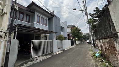 rumah di dalam komplek tebet barat, akses jalan 2 mobil, komplek one gate system