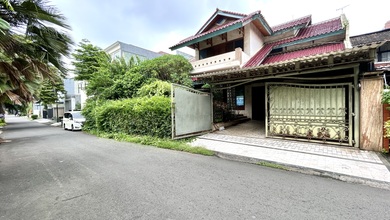 Rumah di Dalam Kompleks Gudang Peluru Tebet Akses Jalan Lebar