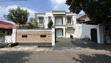 Rumah di Tebet Timur Akses Jalan 3 Mobil