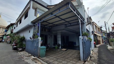 Rumah kost di lapangan ros bukit duri tebet, akses jalan 2 mobil
