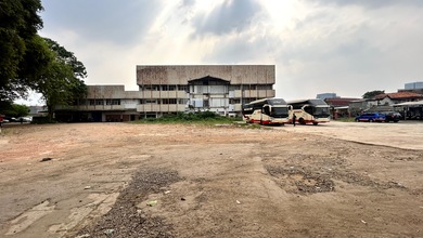 Tanah Kavling 2 Hektare 2 Ha Bonus Bangunan di Dewi Sartika Raya Cawang Komersial, Cocok Untuk Apartemen, Hotel, Dan Lainnya