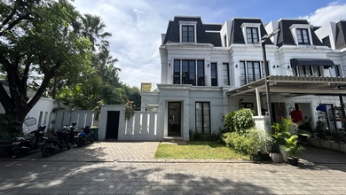 Rumah di Kemang Dalam Kompek Cluster Townhouse, Akses Lebar