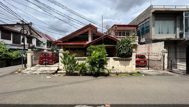 Rumah di tebet, akses jalan 2 mobil, seperti dalam komplek, dekat taman
