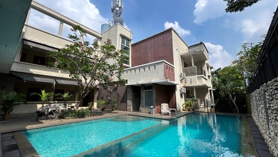 Gedung Hotel di antasari dibawah njop, siap huni strategis, jalan raya utama