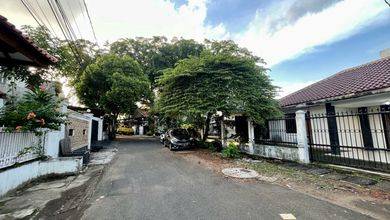 Jual Rumah Siap Tinggal area Tebet, Jakarta Selatan, Luas 215 m2