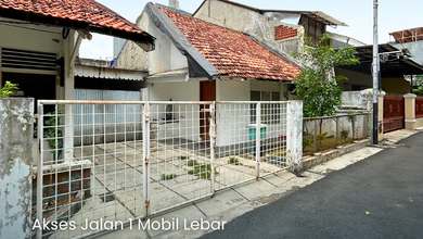 Dijual Cepat !! Rumah Tebet Hitung Tanah Akses Jalan 1 Mobil Lebar 
