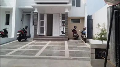 Rumah Bagus Dalam Kompleks Mewah Pondok Labu