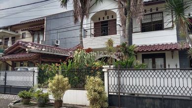 Rumah Siap huni Lingkungan  Asri di Megapolitan Graha Cinere Depok