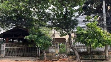 Rumah Luas Hitung Tanah Lokasi Komersial Jalan Raya Duren Tiga