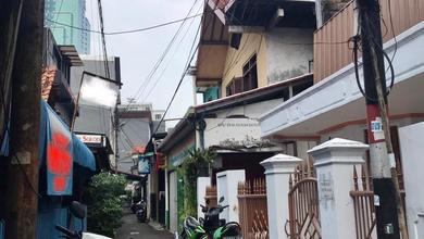 Dijual Cepat! Rumah Bendungan Hilir Hitung Tanah Area Bisnis Dekat Jalan Raya