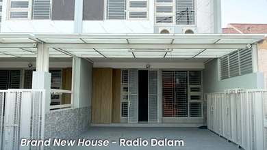 Brand New Rumah Radio Dalam Kebayoran Baru
