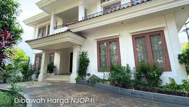 Best Price!! Rumah Mewah Dalam Kompleks Premium Mega Kuningan