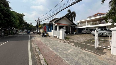 ******** Ruang-usaha Di Tebet Barat Jalan 2 Mobil
